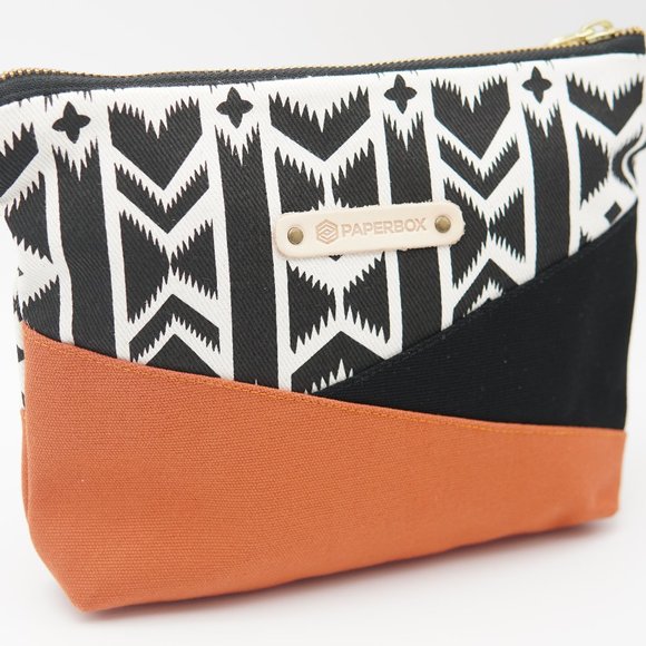 Alicia (medium) Sling Purse - Picture 6 of 11